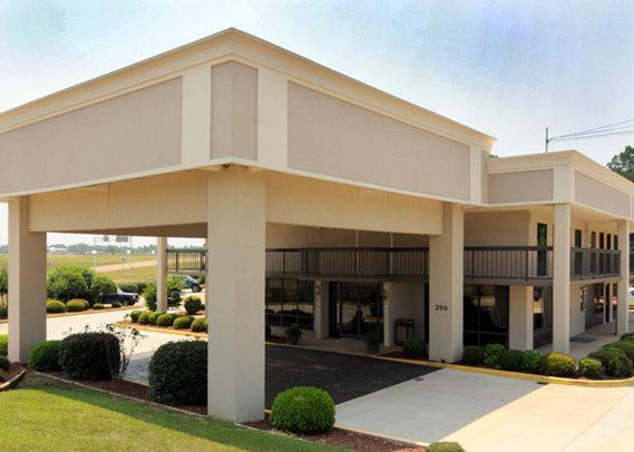 Fairfield & By Marriott