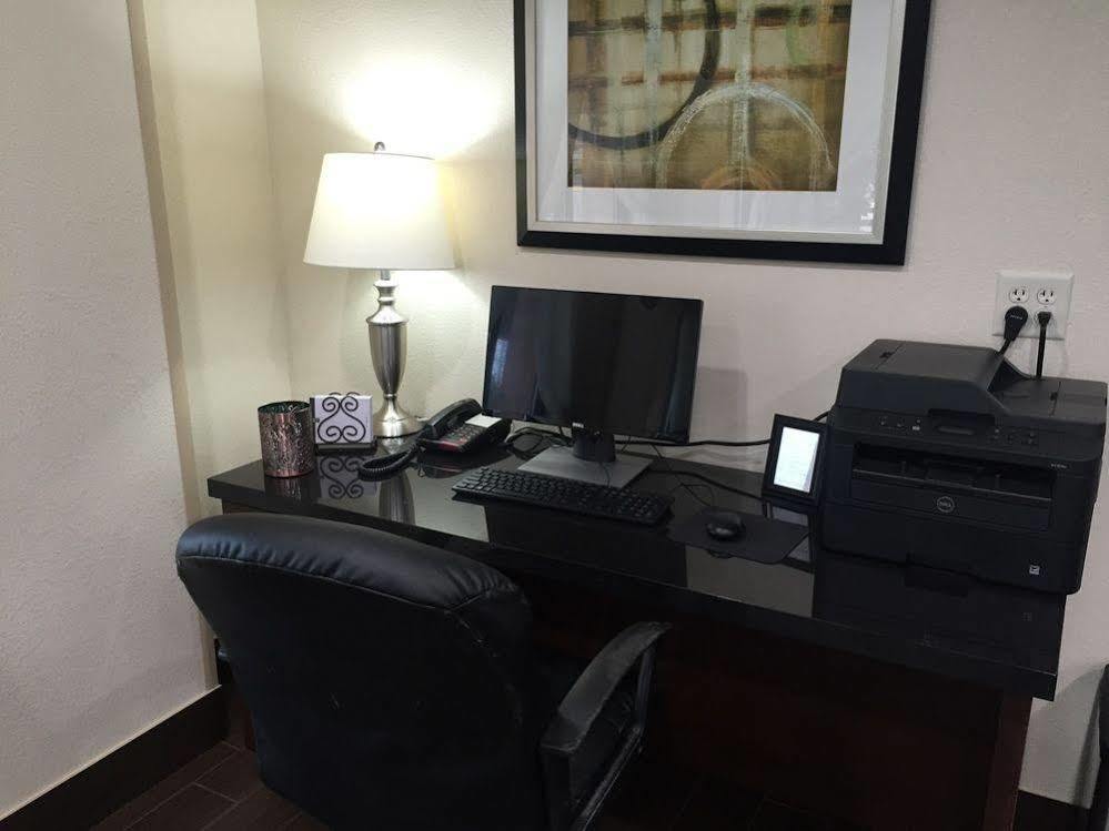 Hotel Fairfield & By Marriott Batesville