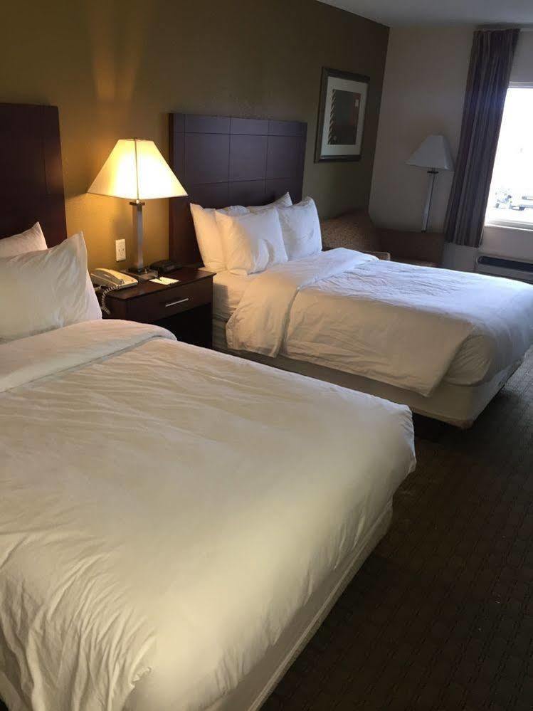Fairfield & By Marriott Hotel 3*